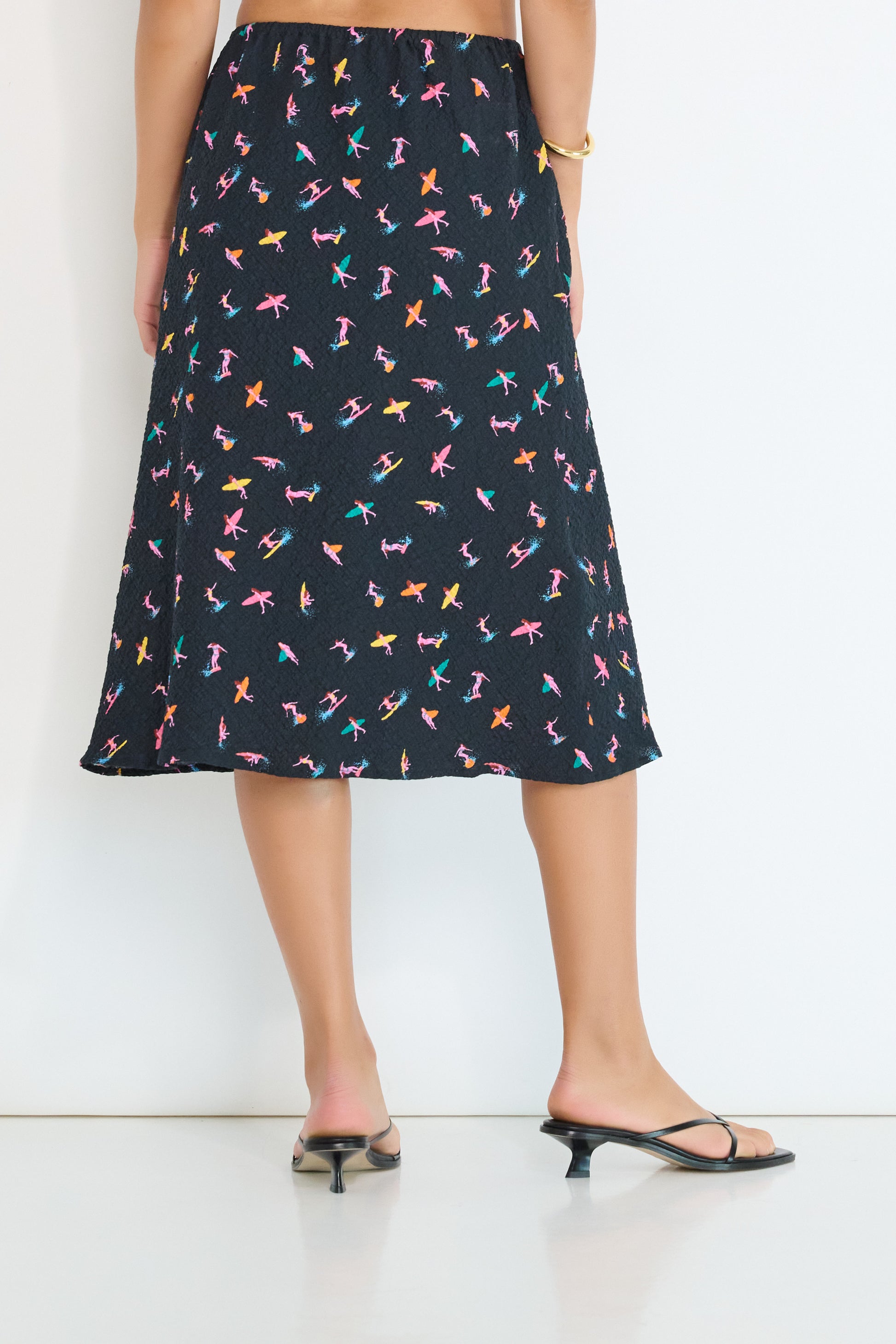 Coastline Bias Skirt Petit Surfer French cotton seersucker back view showing bias cut drape made in Canada