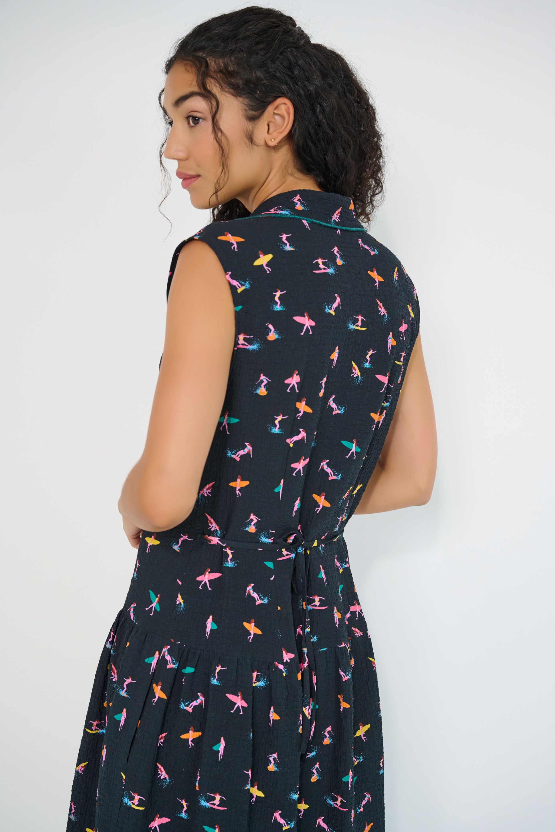 Reverie midi dress back detail in black Petit Surfer French cotton seersucker with spaghetti belt and drop waist silhouette made in Canada