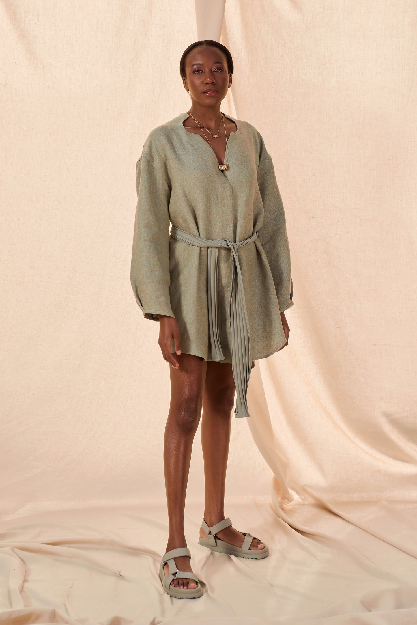 Robe chemise en lin "Sauge"